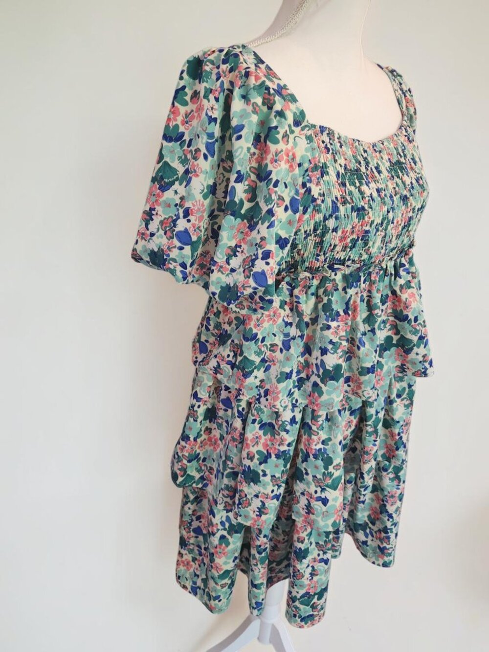 🌼 First Love Dress Size Large NWT | Floral Smocked Babydoll Mini - Picture 7 of 12
